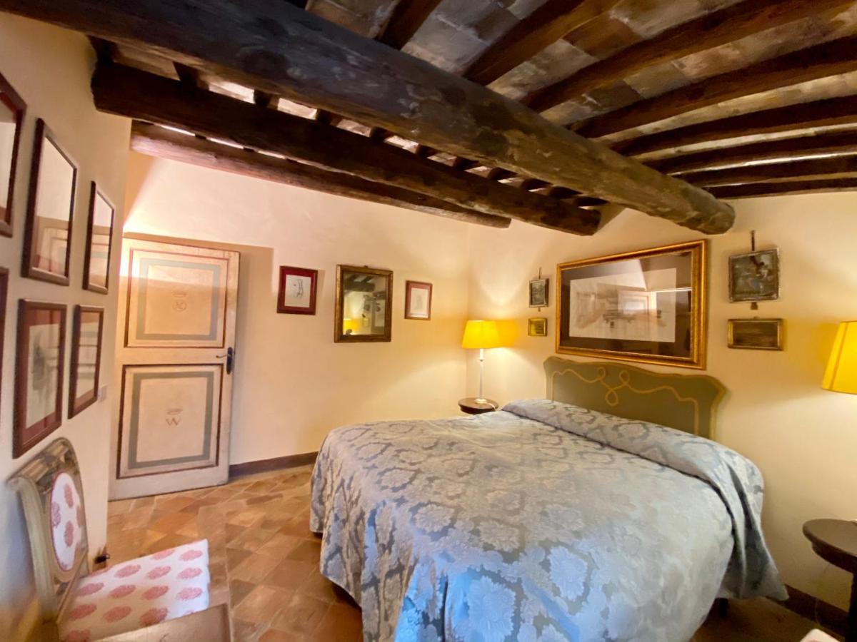 Отель Vesconte Residenza D'Epoca Dal 1533 Больсена Экстерьер фото