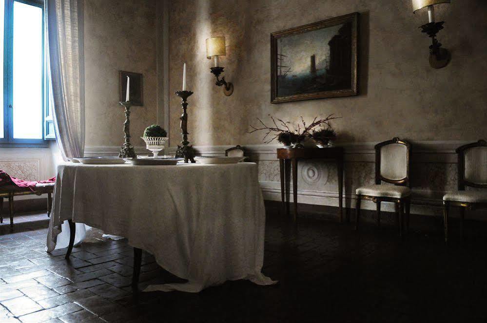 Отель Vesconte Residenza D'Epoca Dal 1533 Больсена Экстерьер фото
