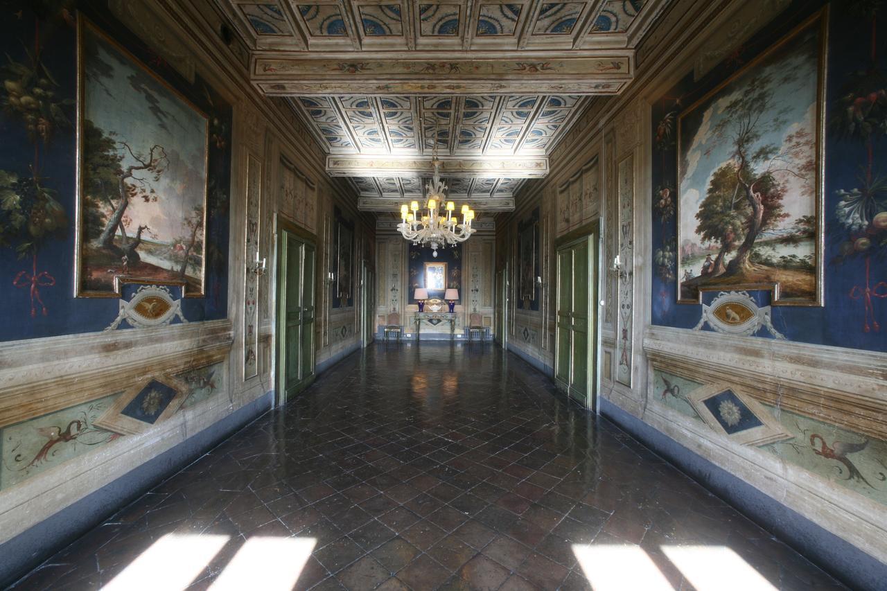 Отель Vesconte Residenza D'Epoca Dal 1533 Больсена Экстерьер фото
