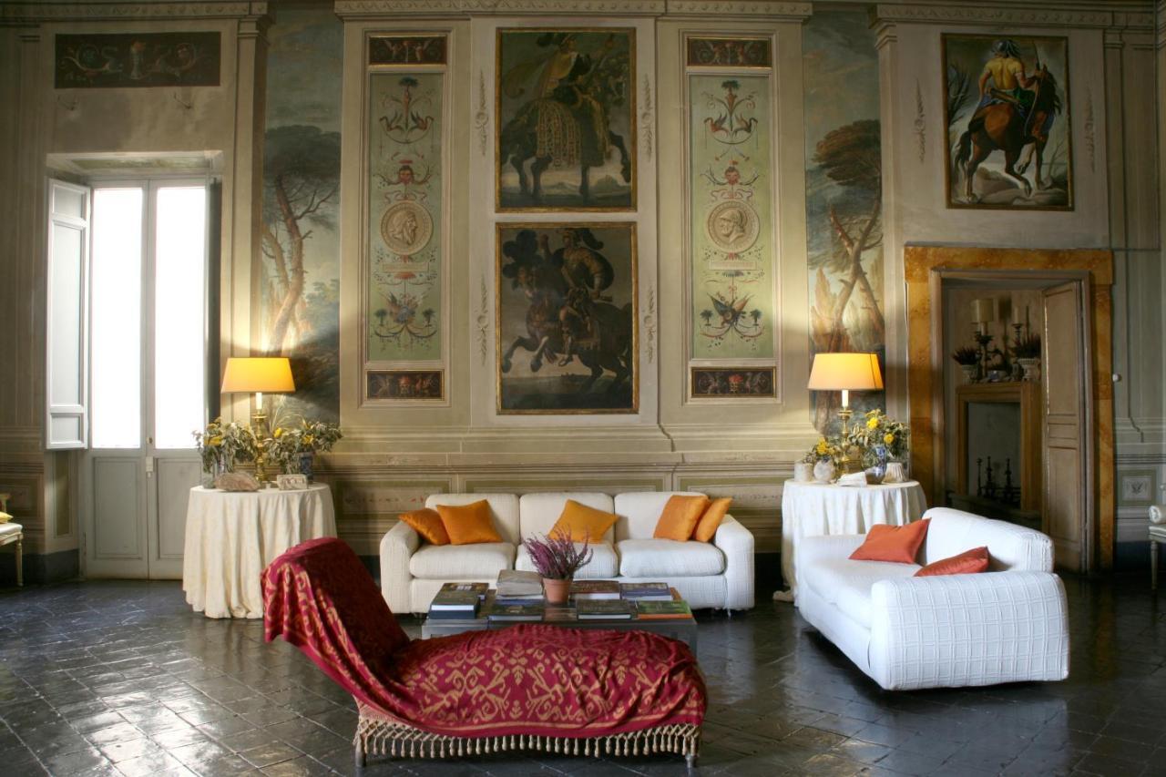 Отель Vesconte Residenza D'Epoca Dal 1533 Больсена Экстерьер фото